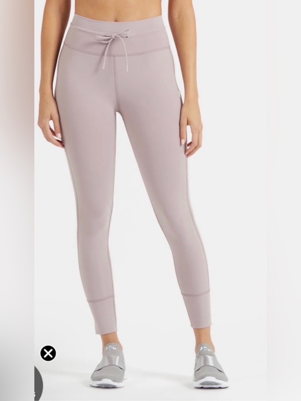 NEW Vuori Daily Pocket Legging Jogger Cuffed Drawstring Pant Lilac Grey Size S -